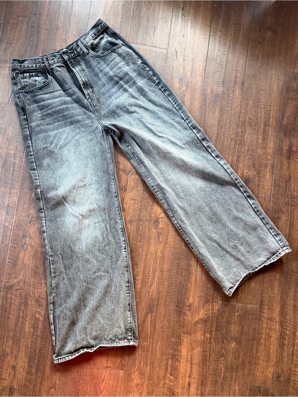 Fashion Nova Women's Relaxed Washed Dark Gray Jeans